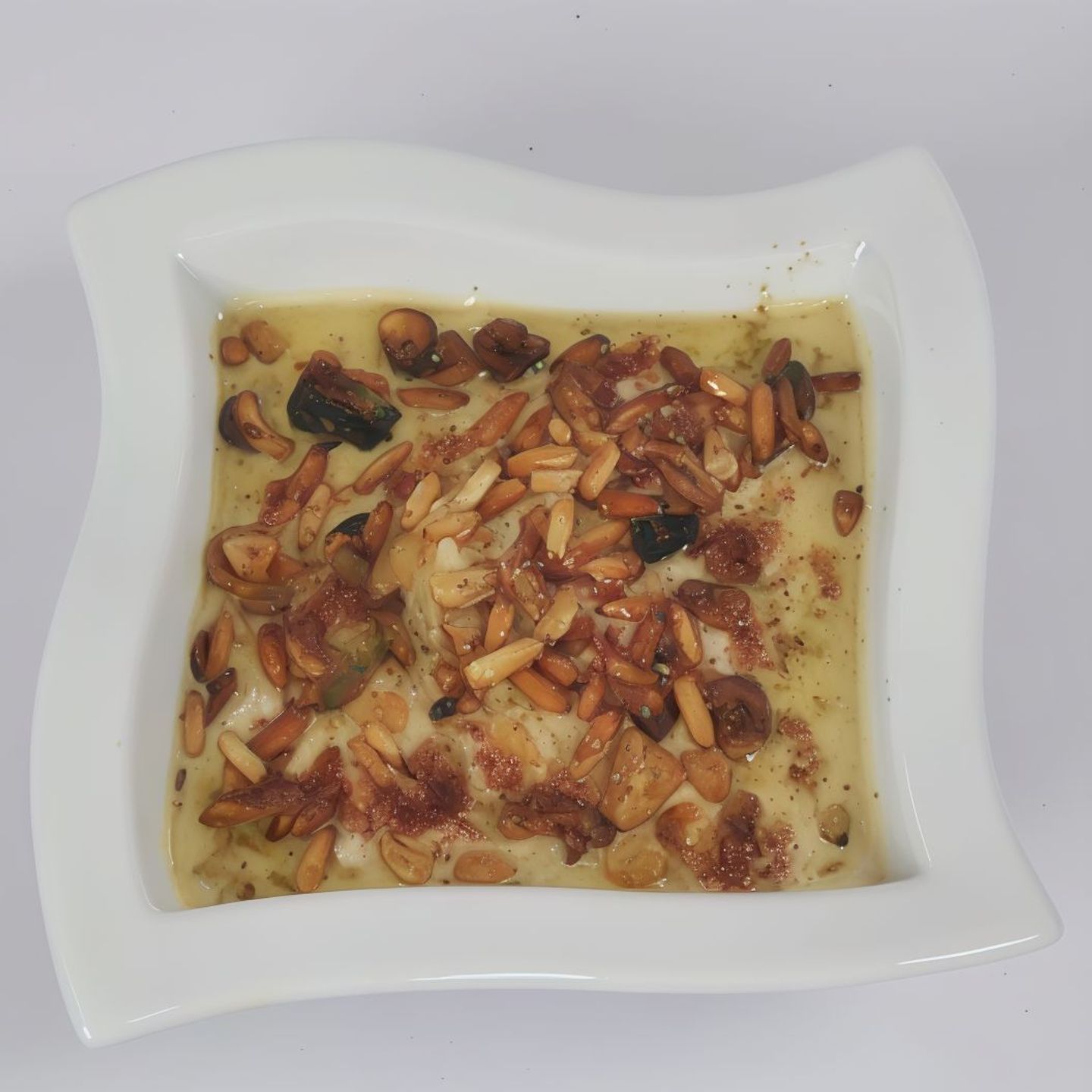 Hummus with Pine and Oil Fattah  - Large