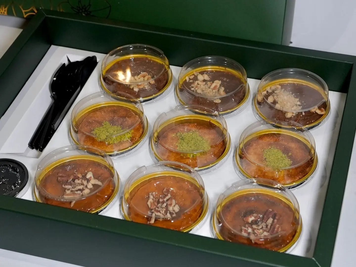 بوكس بسبوسة مكس 9 قطع