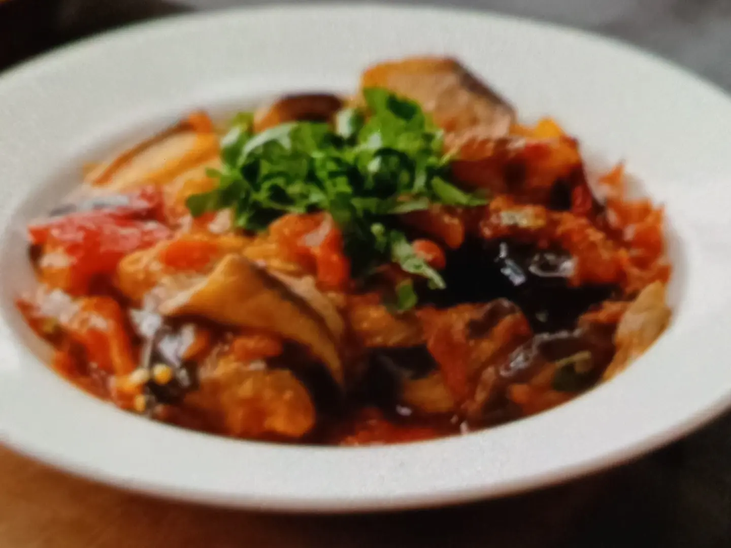 طبق مسقعة صغير