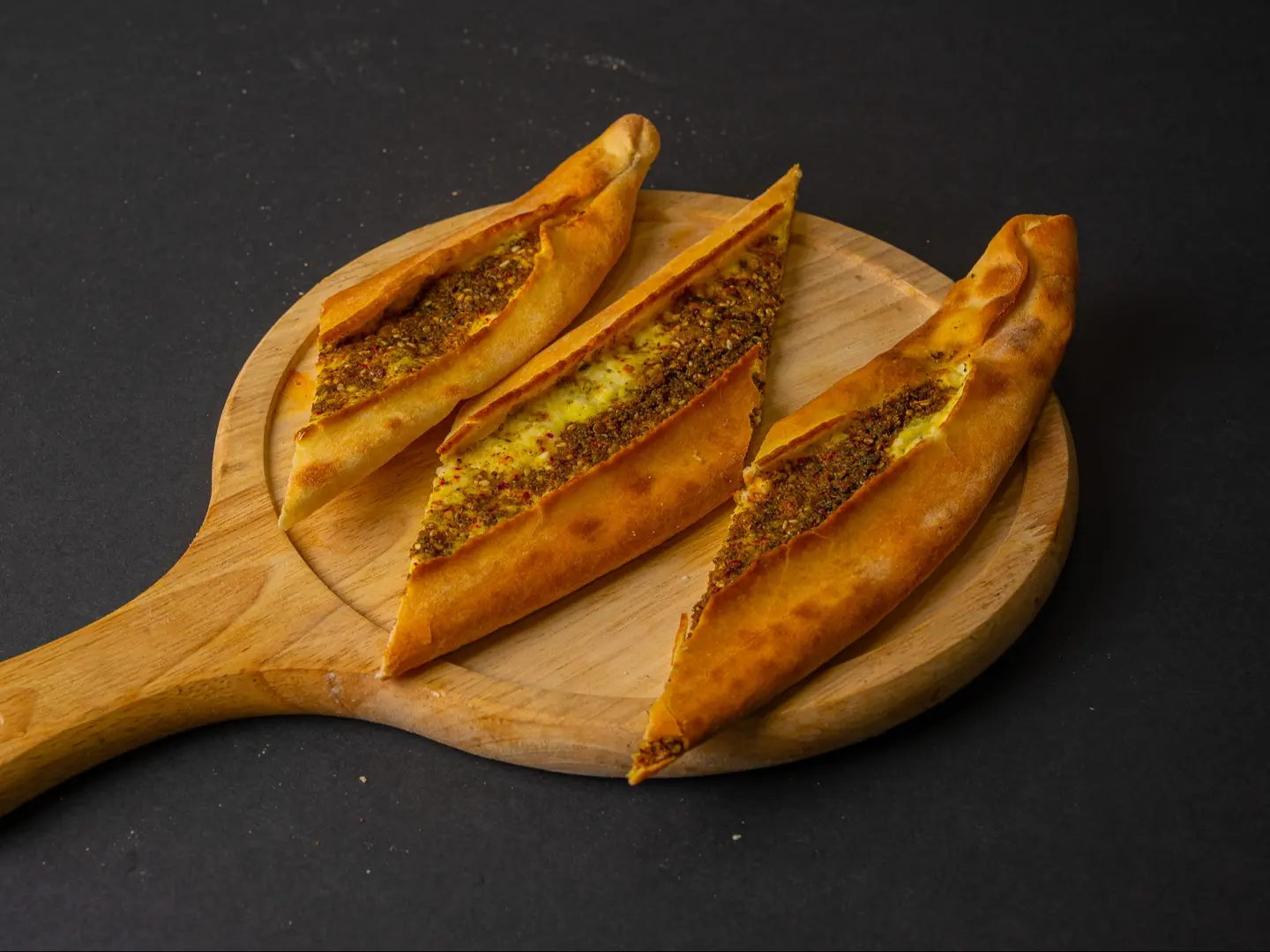 عكاوي بالزعتر