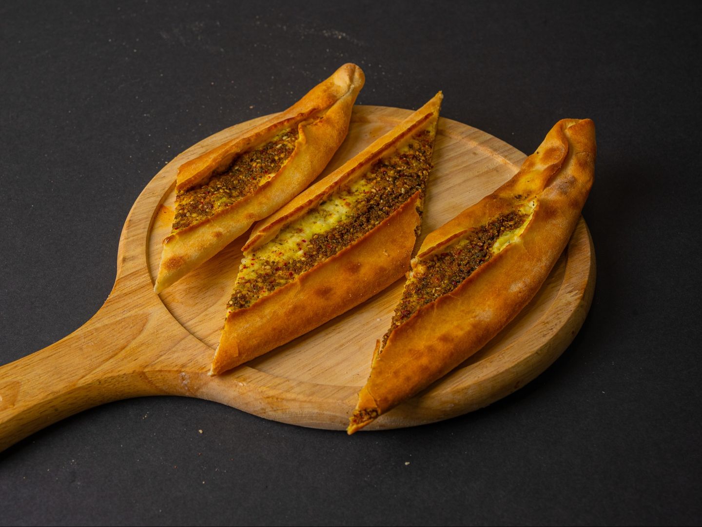 عكاوي بالزعتر