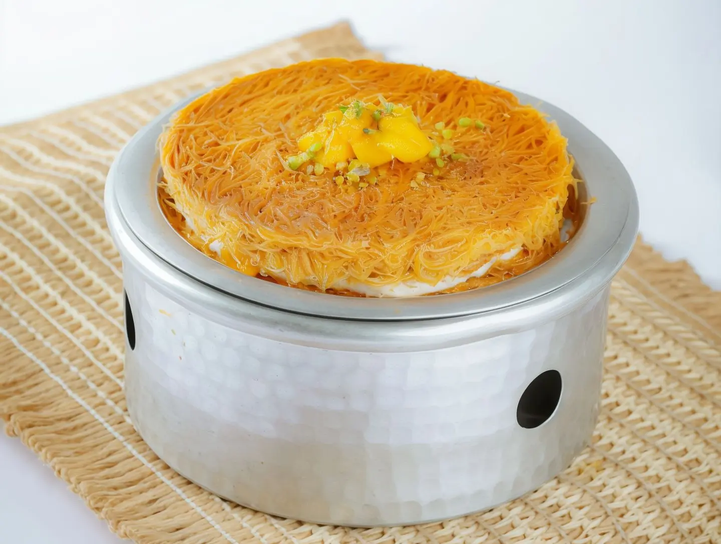 Mango Kunafah