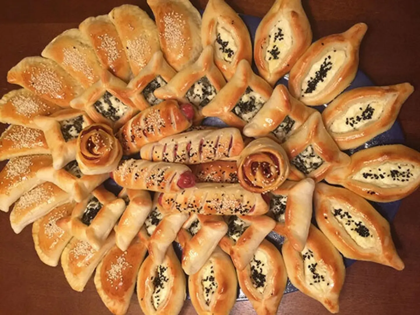 Mixed Pastries - Small Pastry Mix