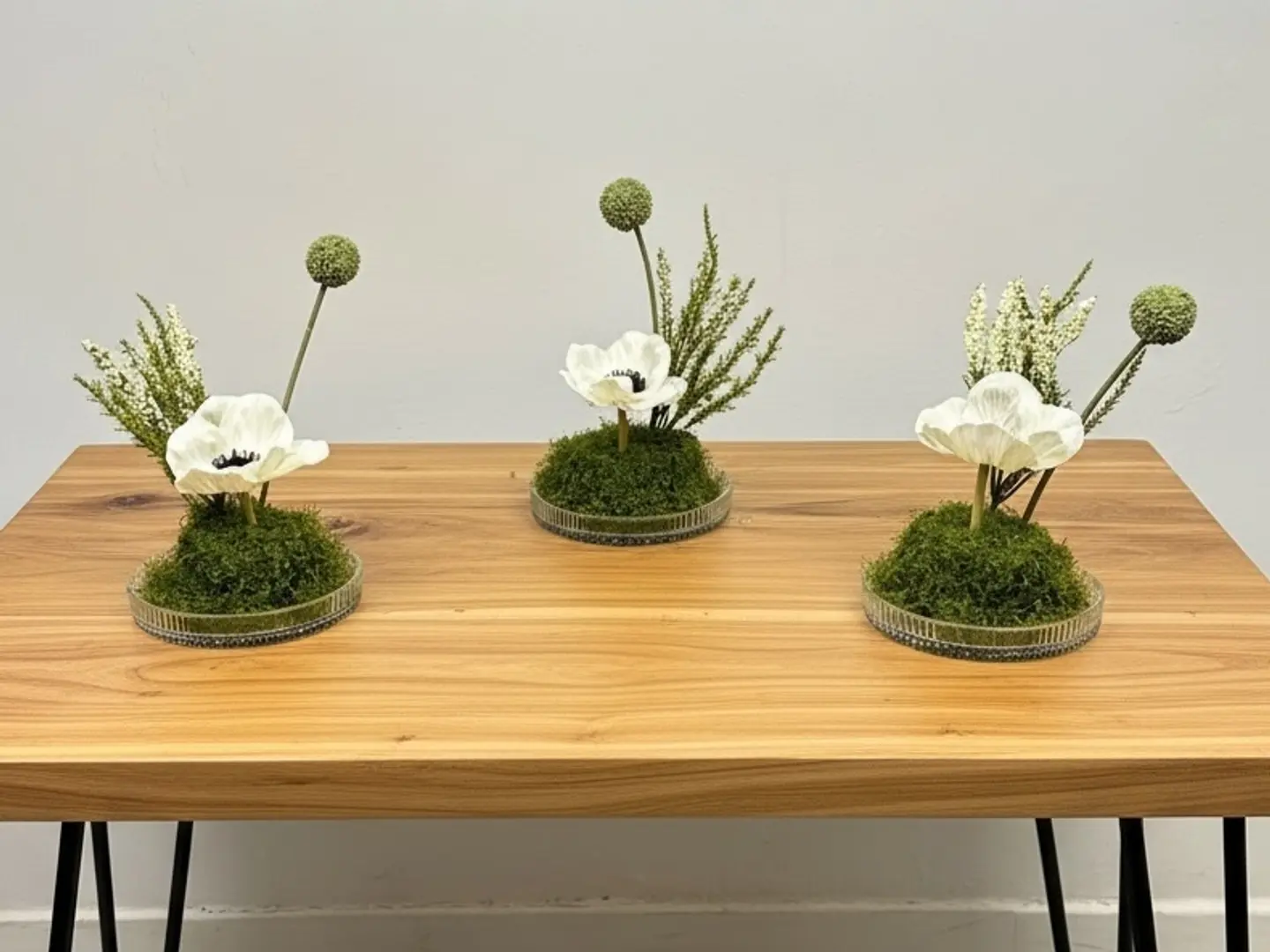 طاولات خدمه ثري