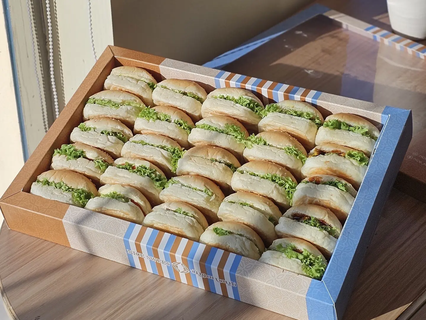 بوكس ساندوتش