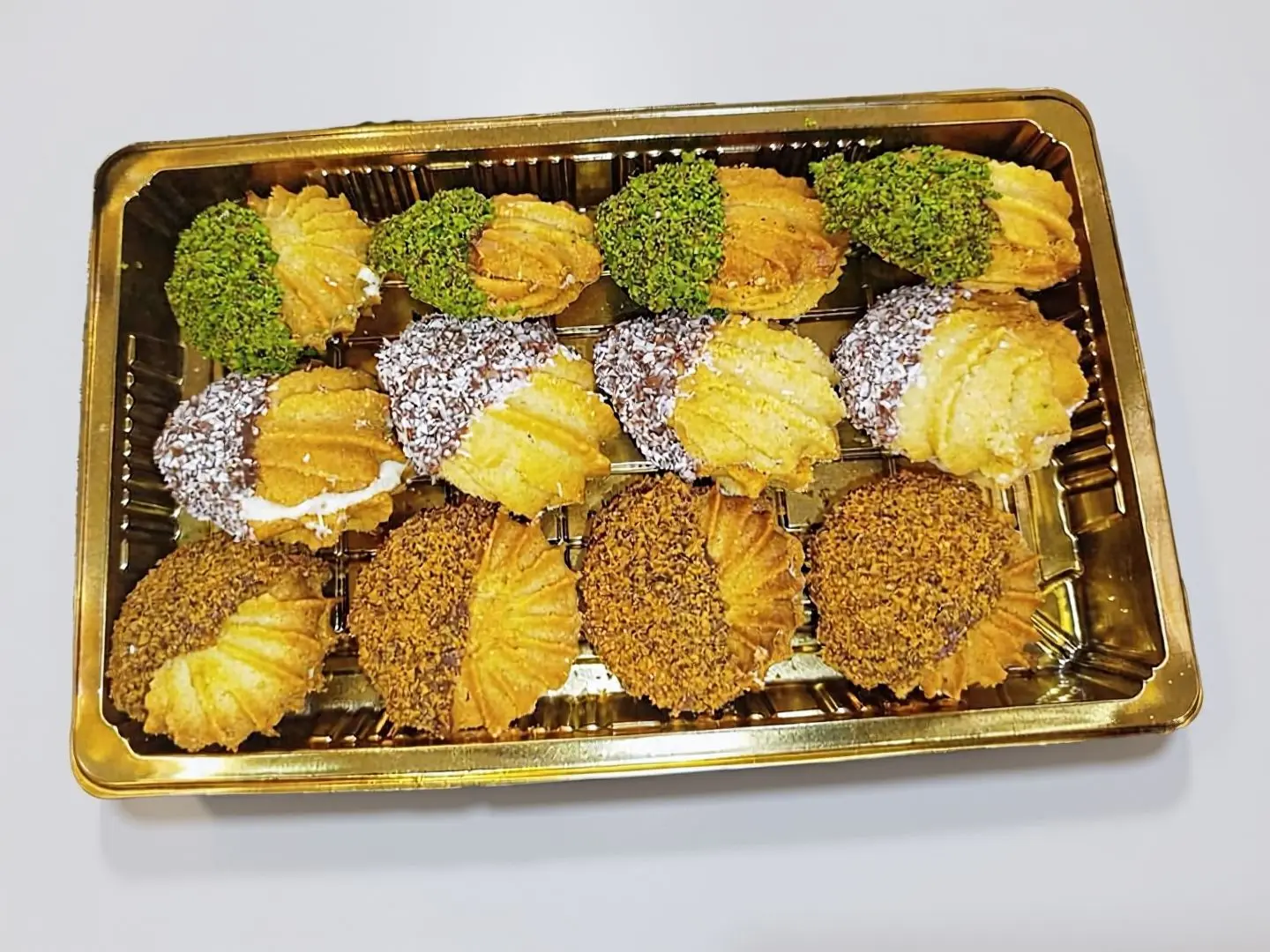 Small Petit Four Plate