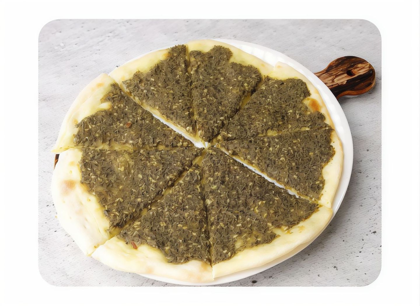 بيتزا جبنة زعتر - كبير