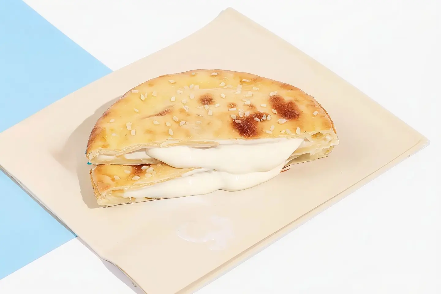 فطيره جبن سائل