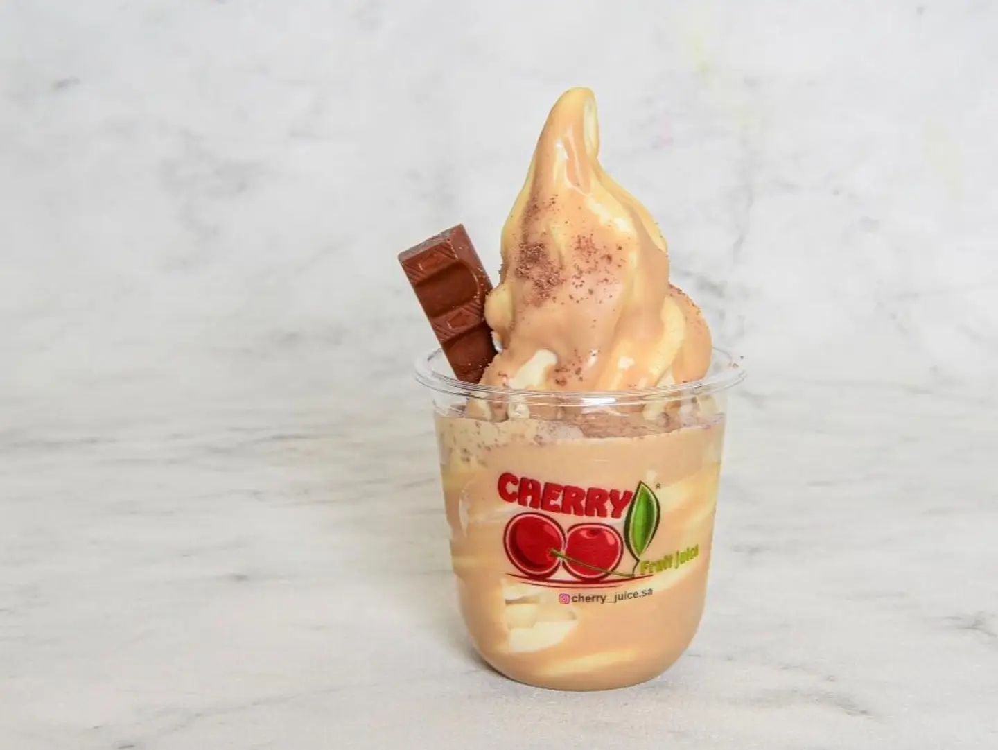 Kinder Sundae - Medium