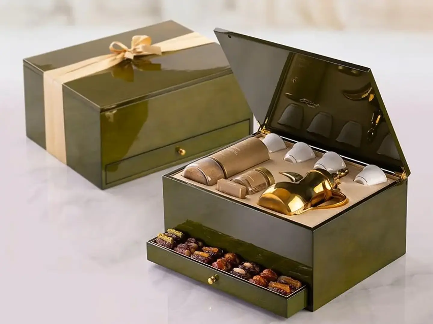 Green Wood Qahwa Set - Organic Dates