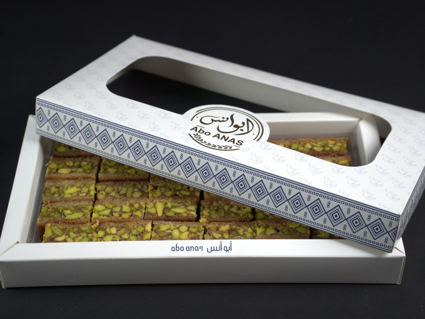 بللورية حمراء