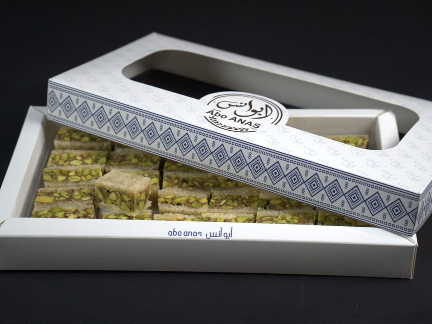 بللورية بيضاء