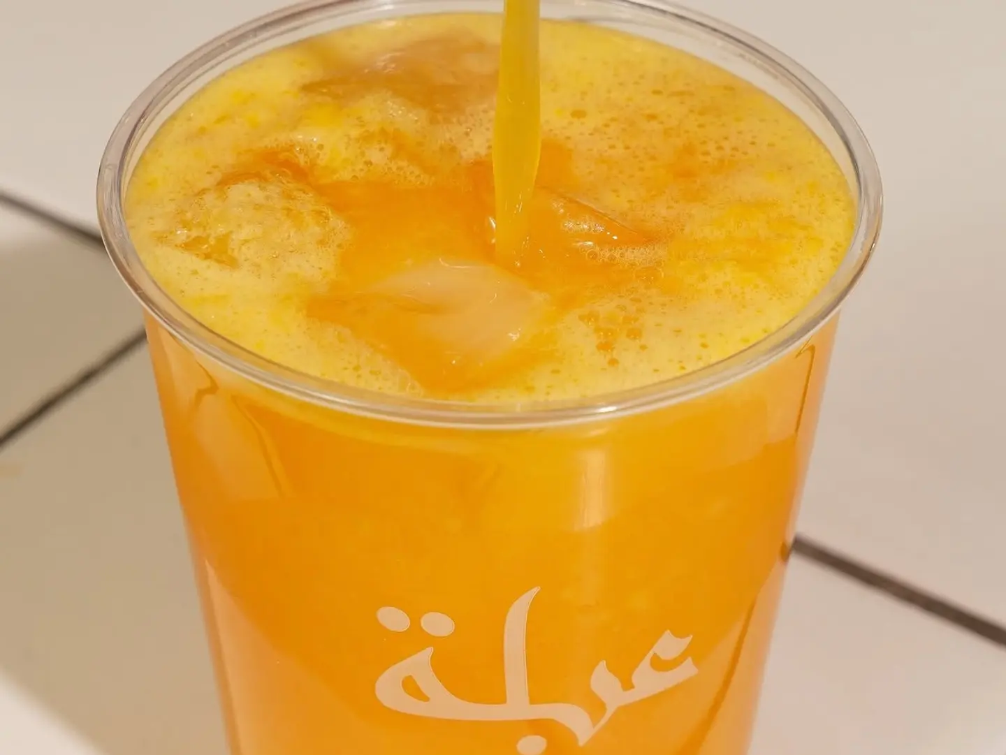 عصير برتقال طازج