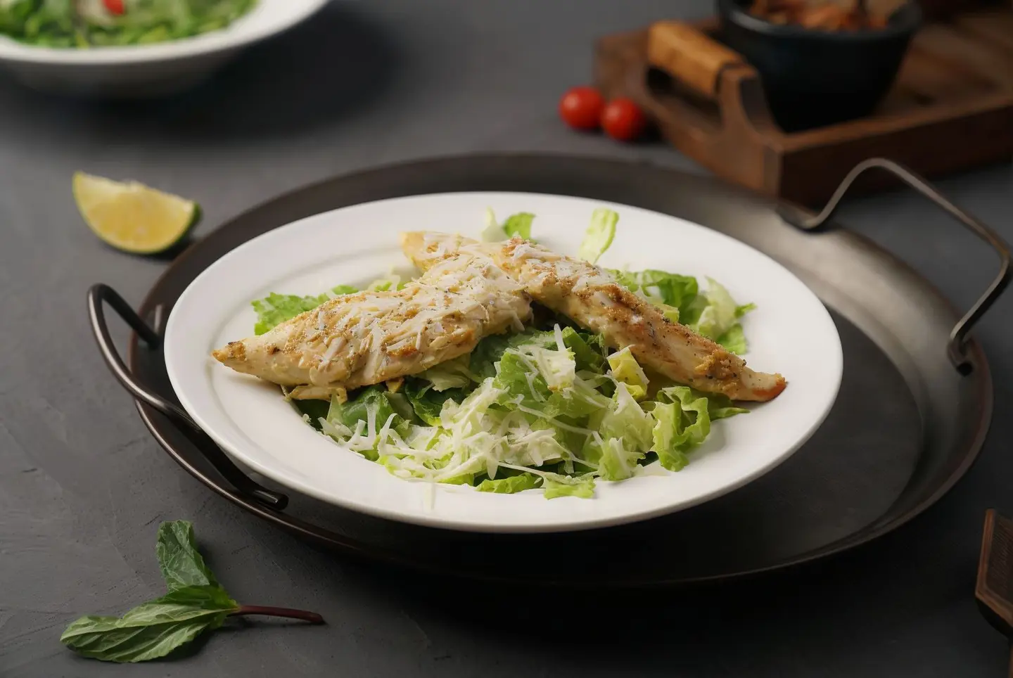 سلطة سيزر بالدجاج