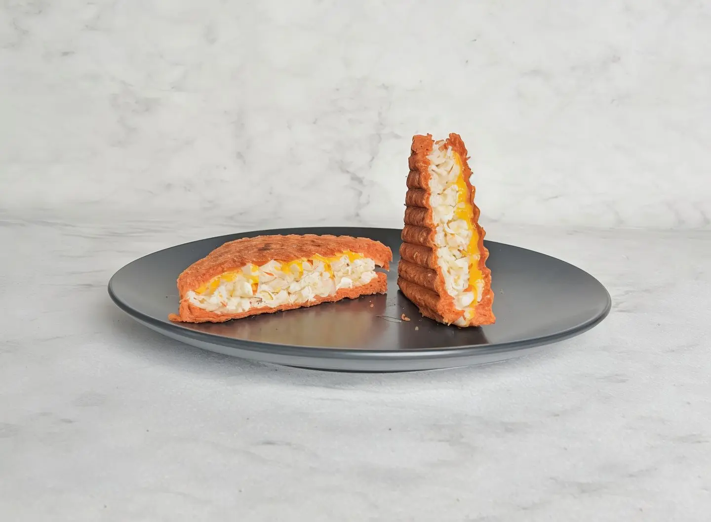 ساندوتش دجاج و جبن