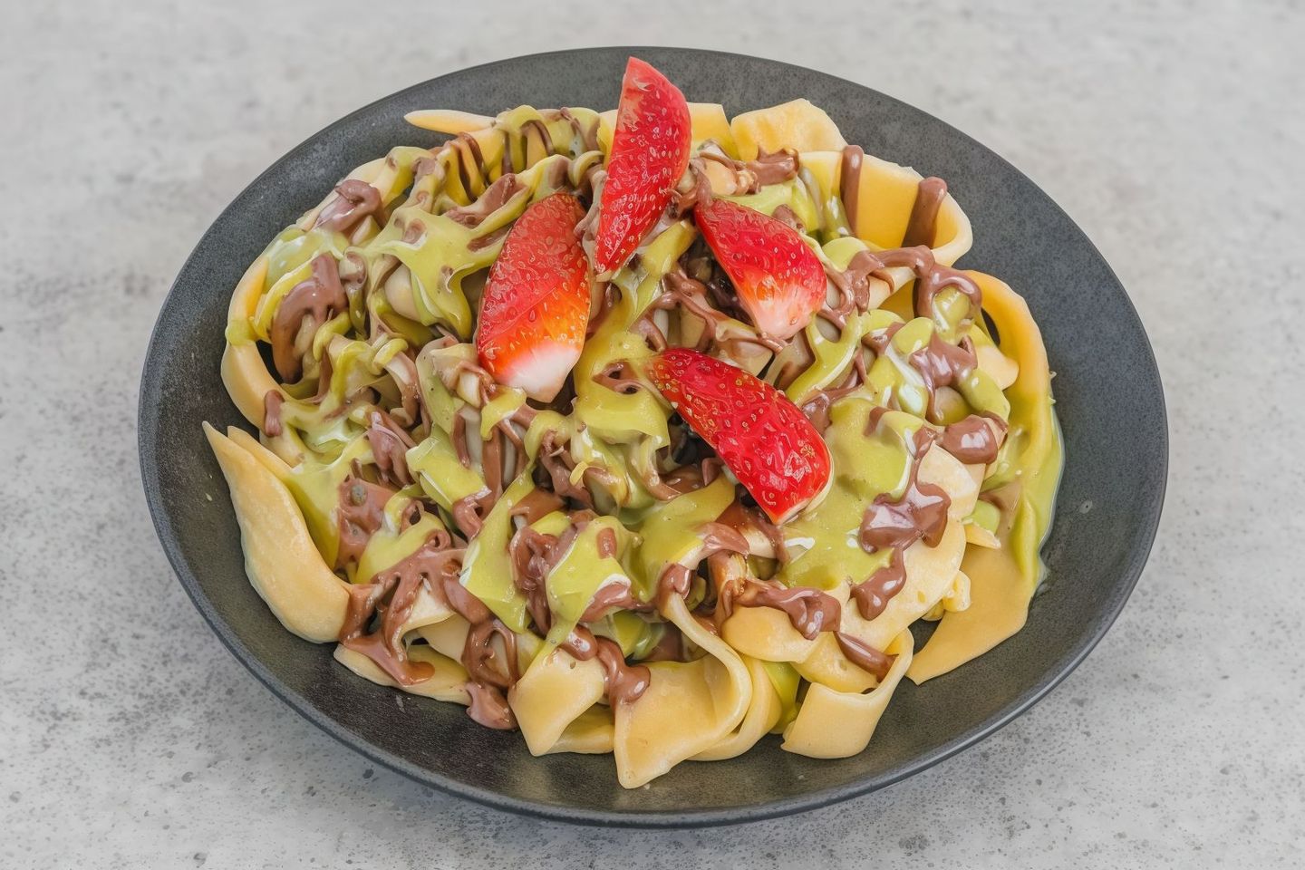 Mix Fettuccine Crepe