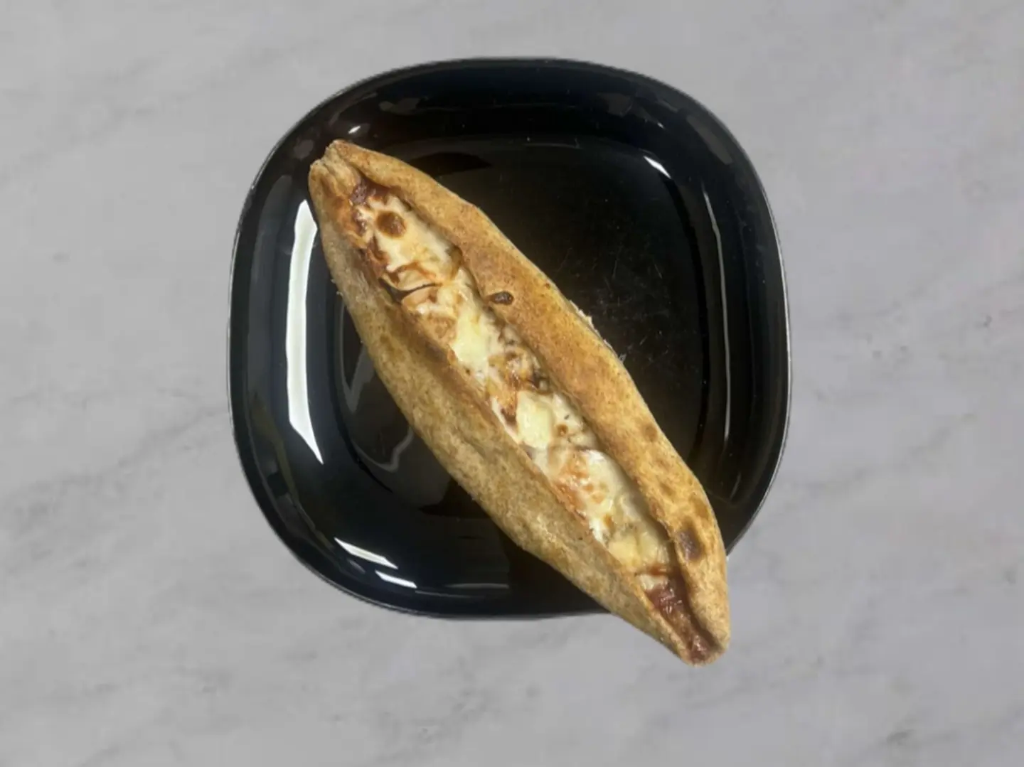 فطيرة دجاج بالجبن