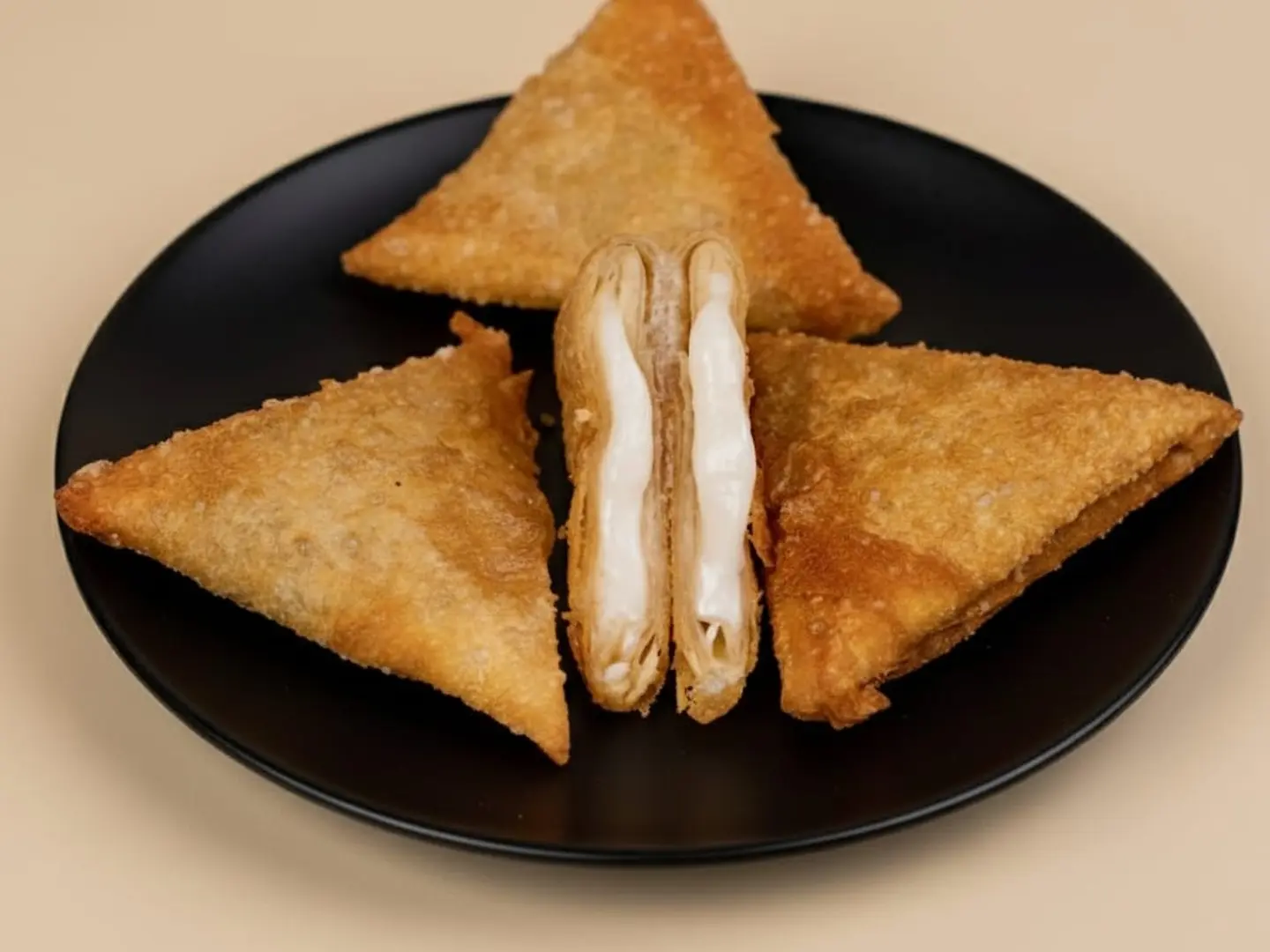 Creamy Cheese Samosa