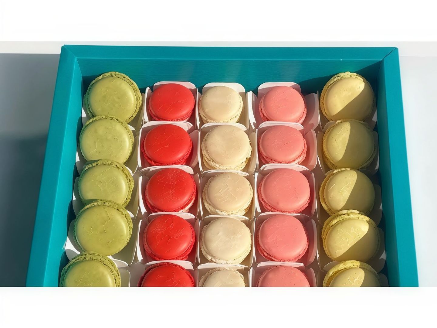 Macaron Box Mix