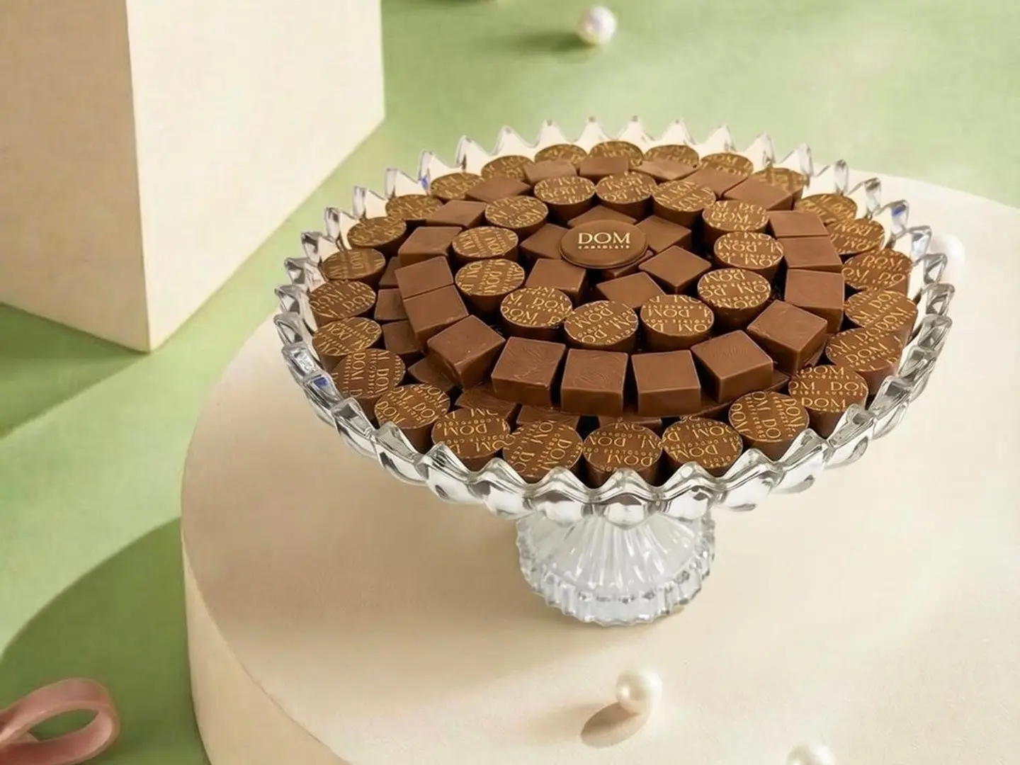 صحن كرستال كنافه فستق و برالين هزل نت