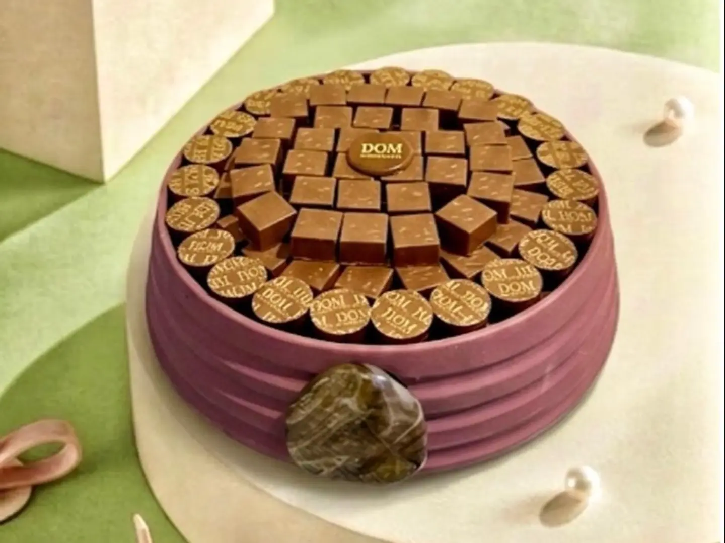 صينيه فخار وردي كنافه فستق و برالين هزل نت