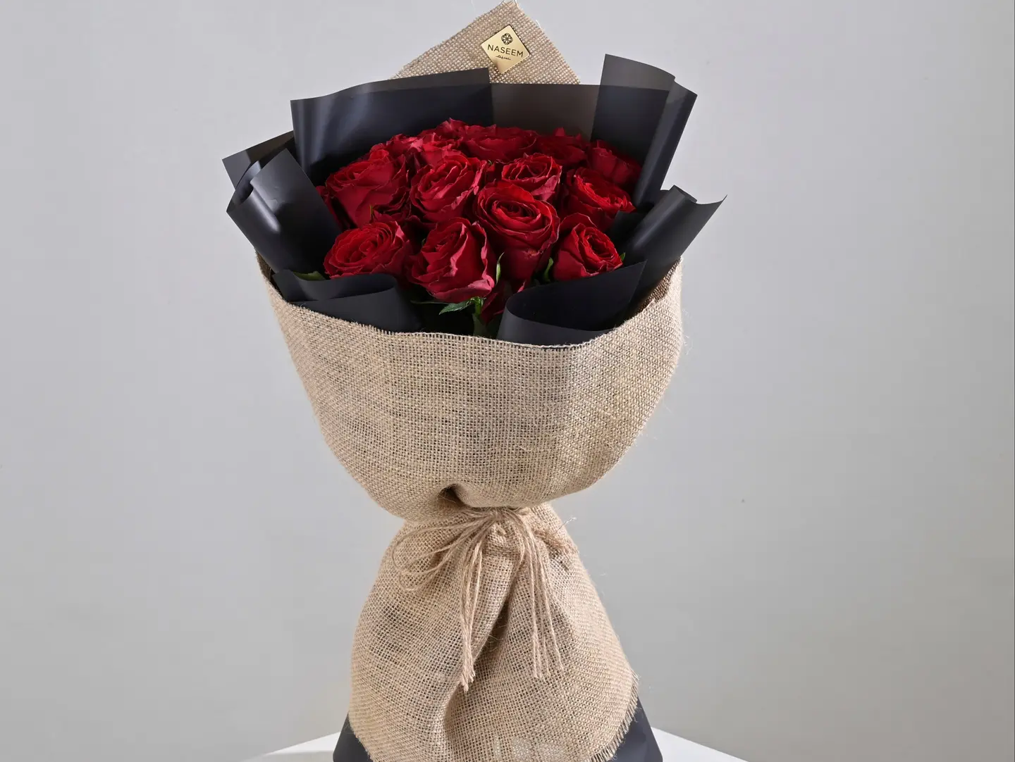 A Luxurious Bouquet Of Red Roses