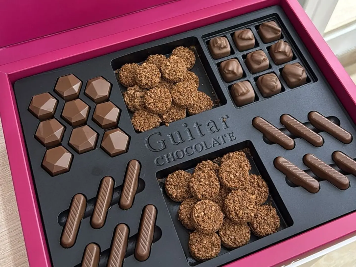 شوكلت جيتار