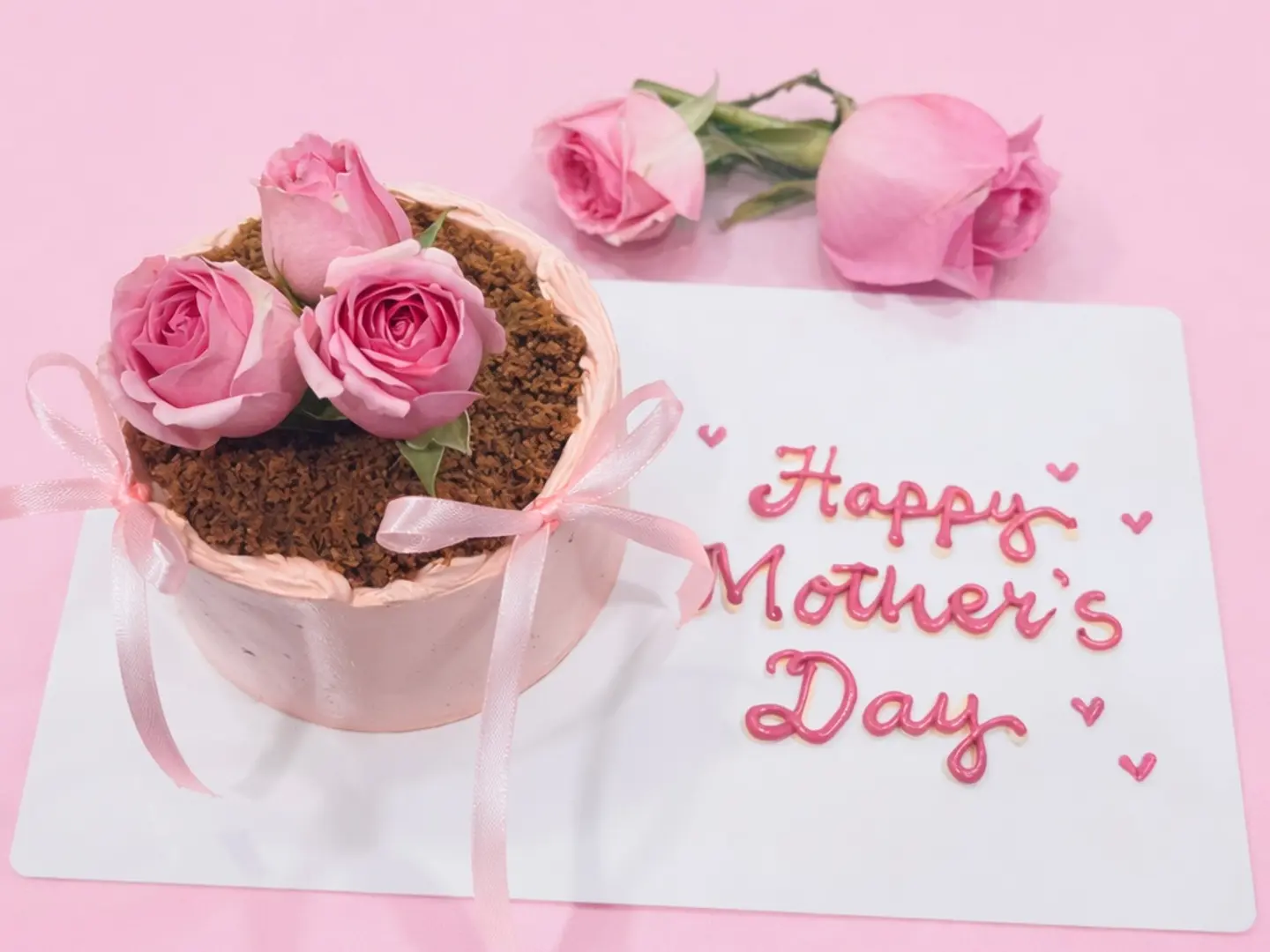 كعكة بينتو عيد الأم بلوحة الزهور