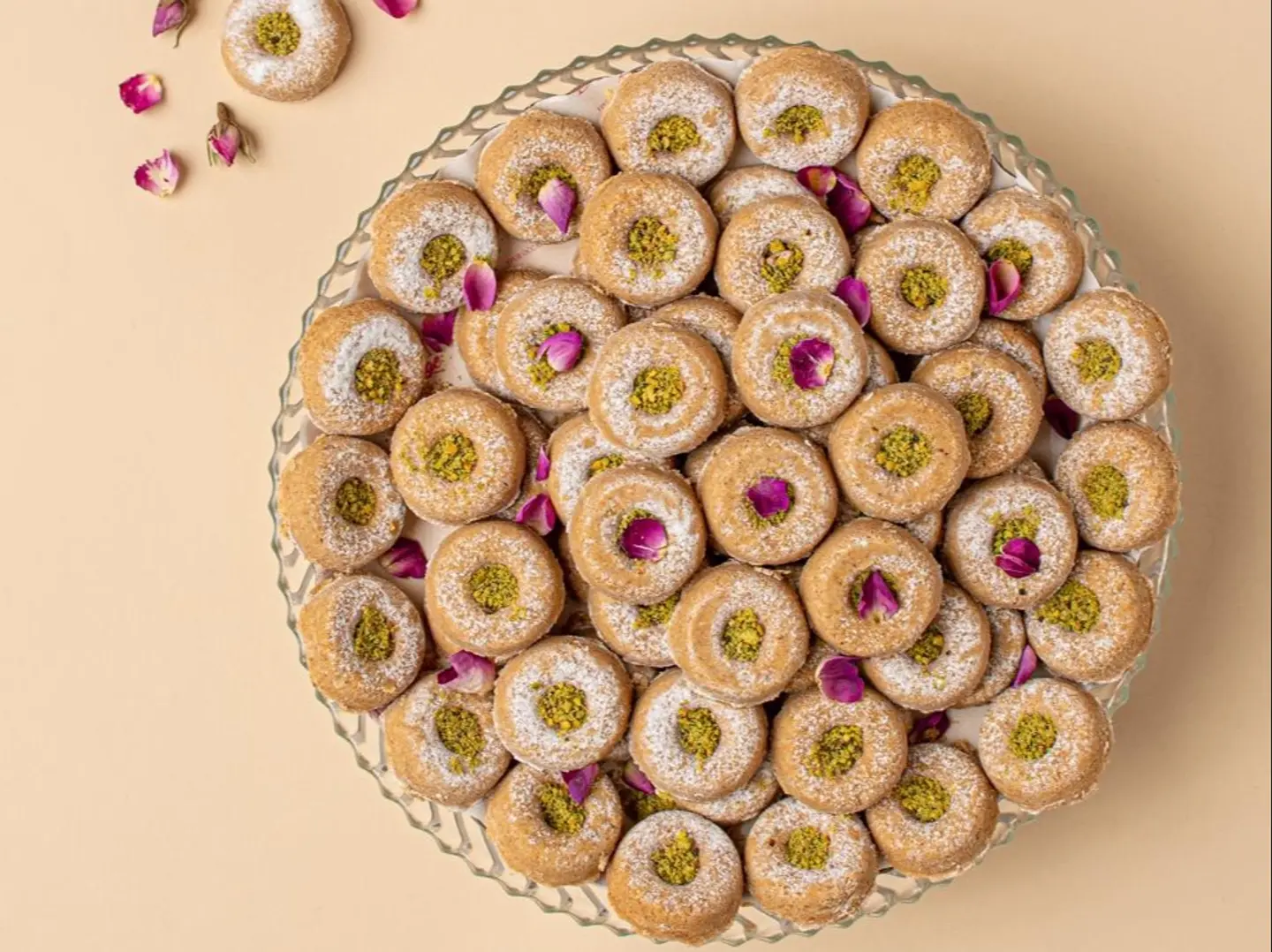 صينية غُريبه