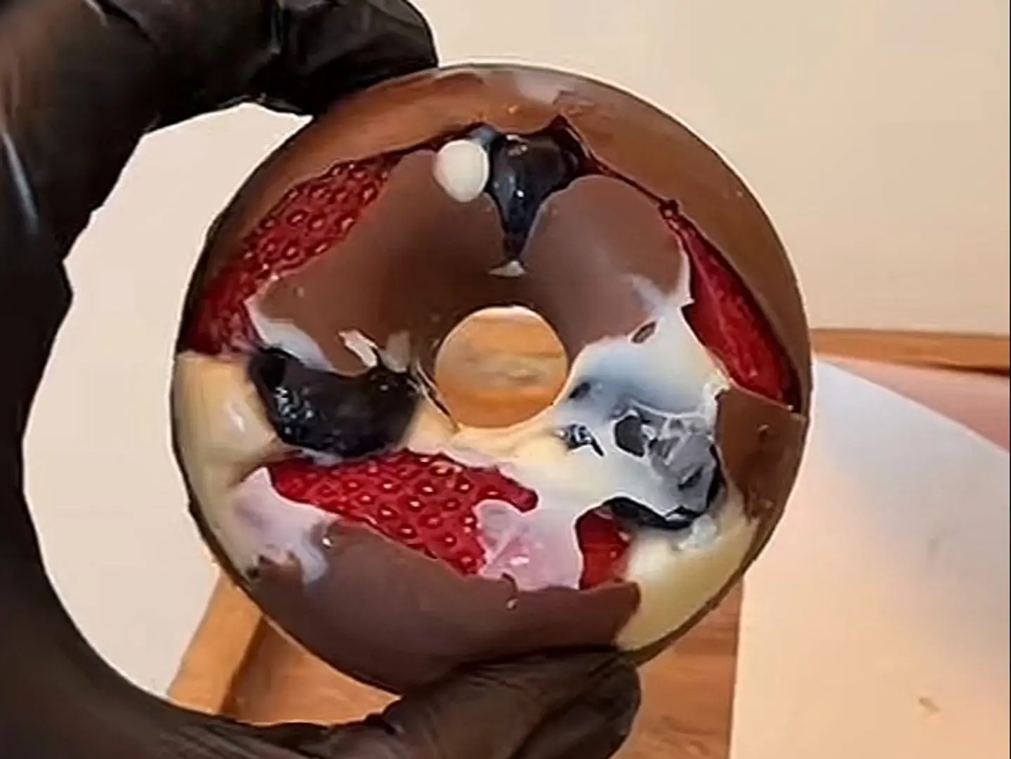 Berry Donut