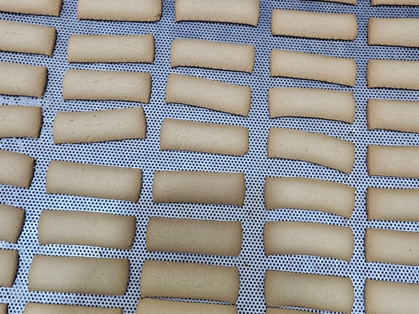Plain Qaraqish Sesame