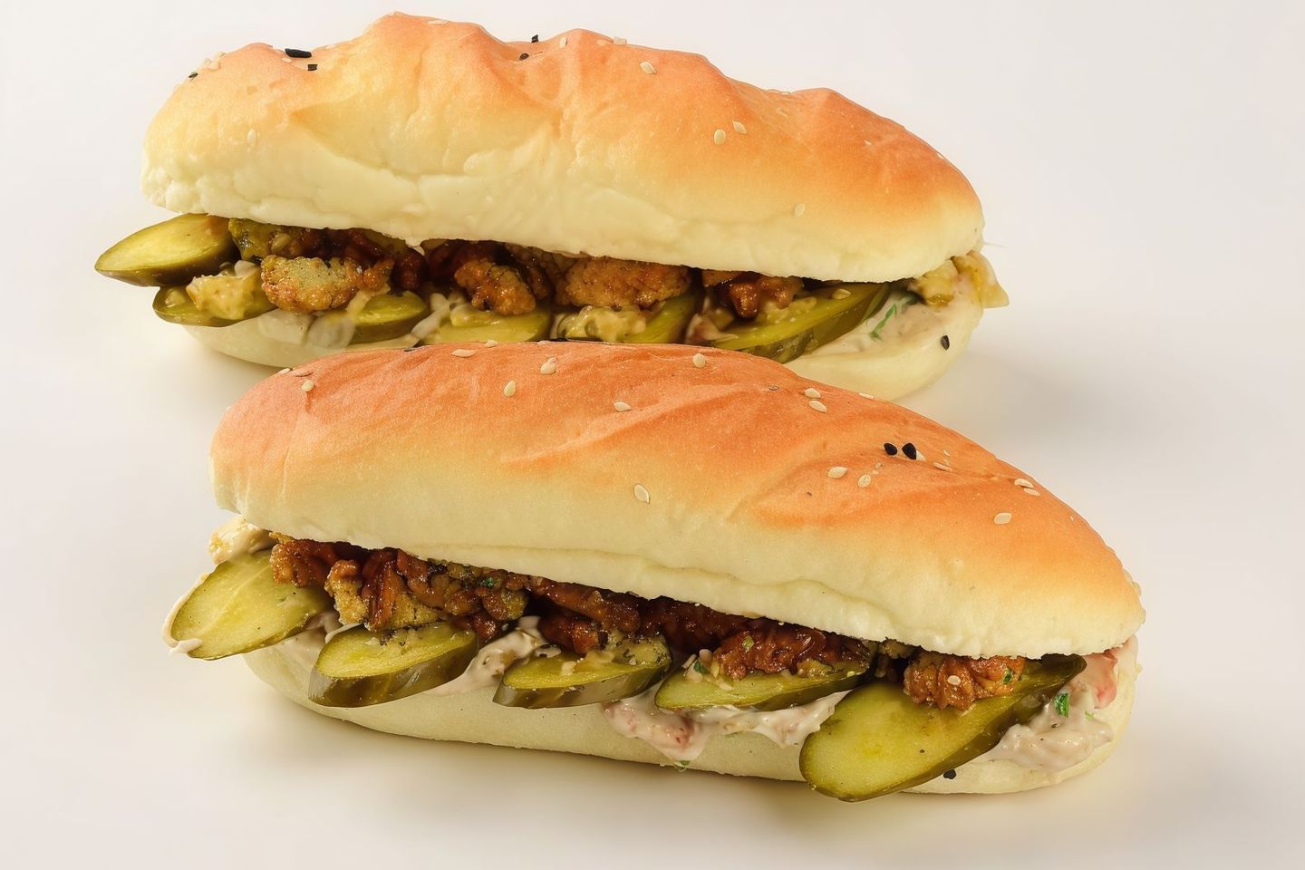 ساندوتش فلافل بخلطة الطحينة-6497