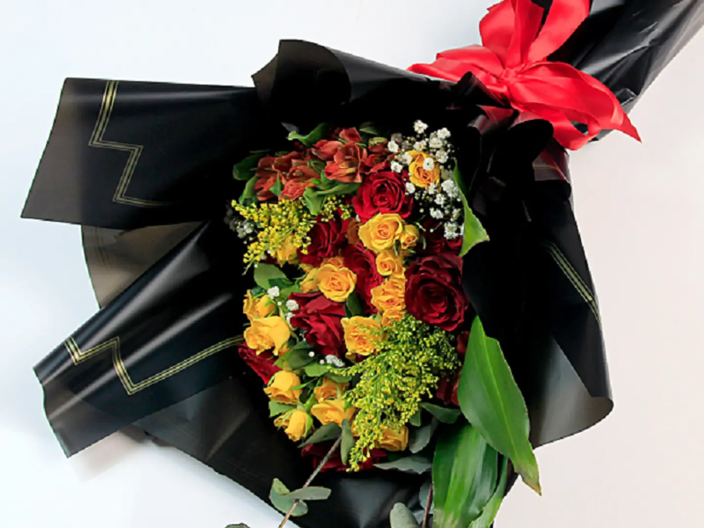 Large Bouquet Of Roses  4151
