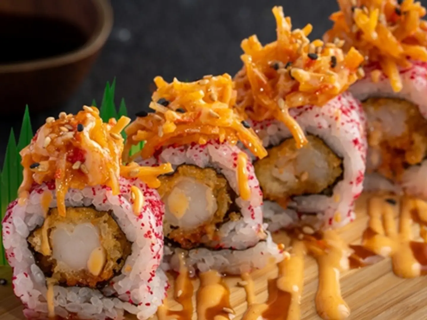 أسوكا داينمت شريمب رول