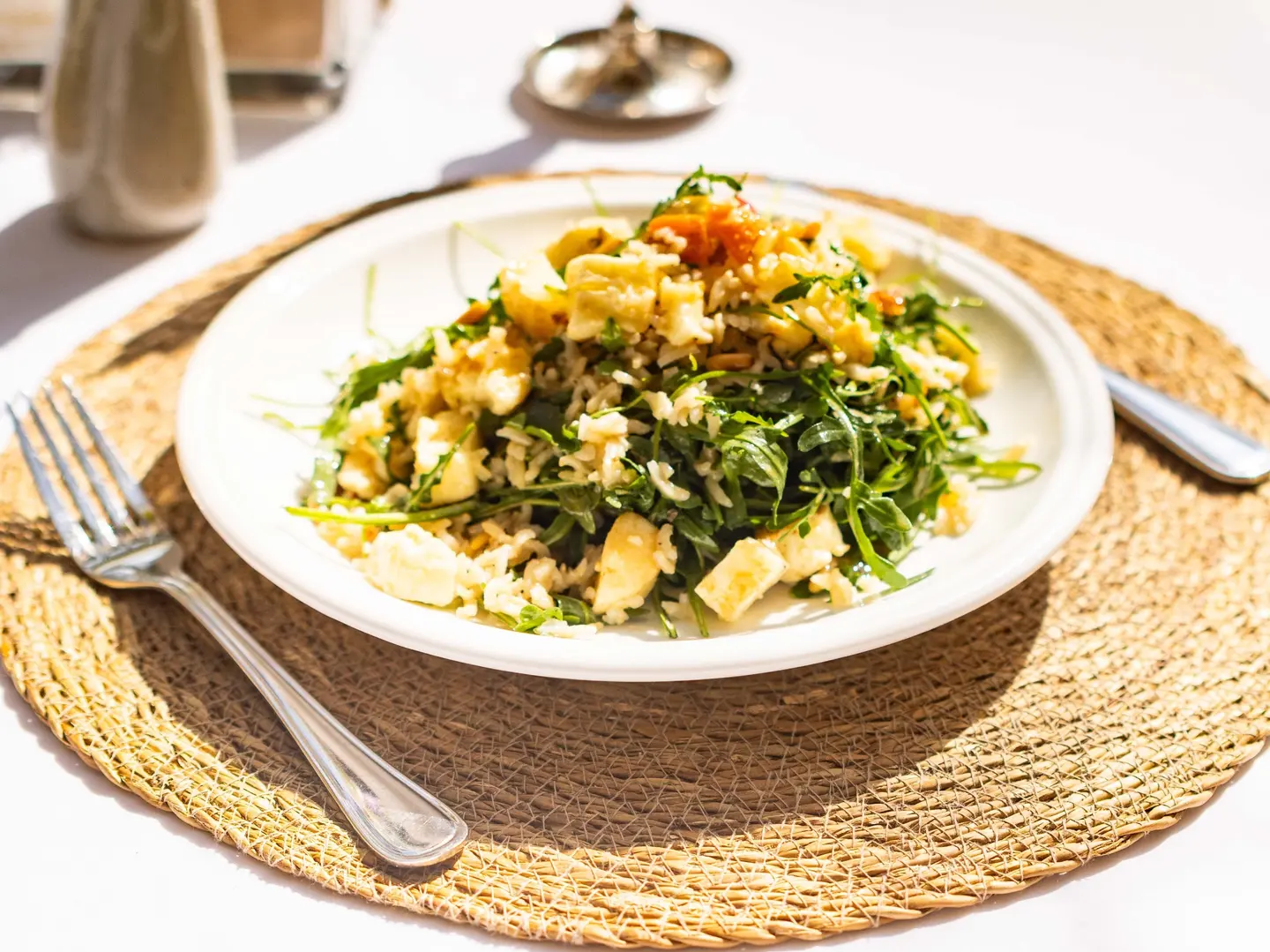 سلطة الحلومي