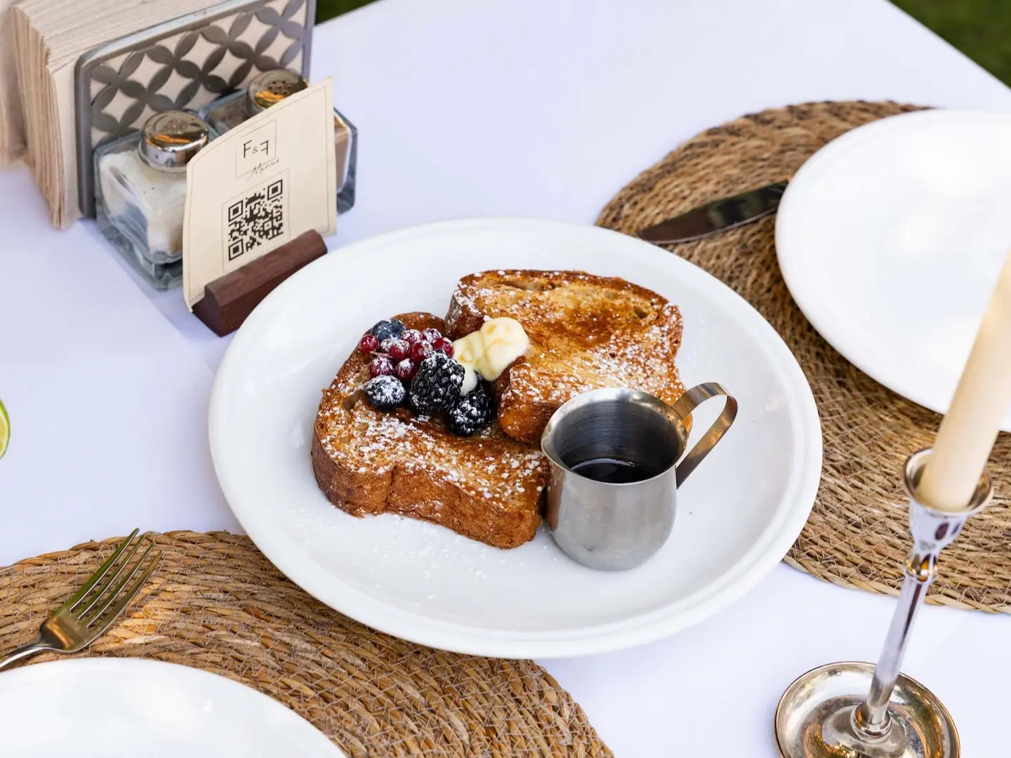 توست فرنسي بالتوت