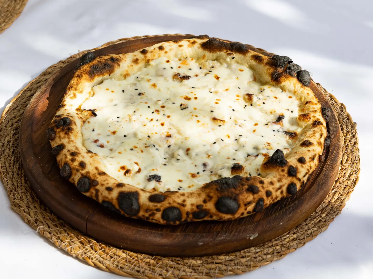 منقوشة جبنة عكاوي