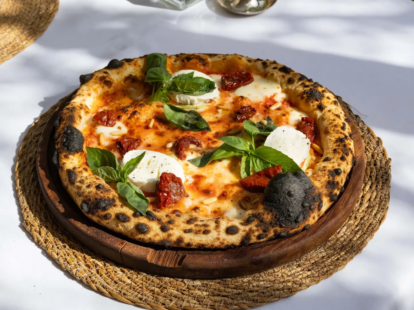 بيتزا الكابريس