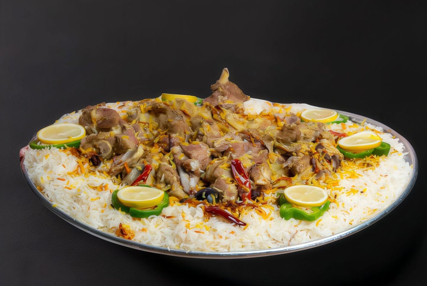 طبق العائله نعيمي - ٣ انفار