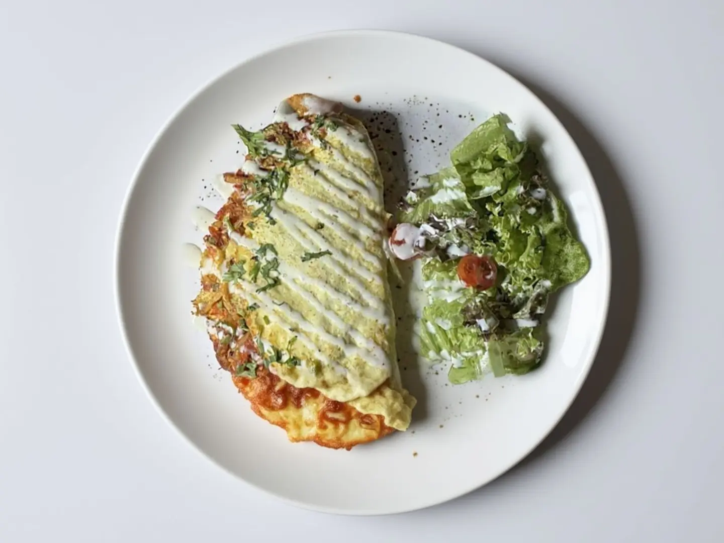 اومليت الطماطم بالخضار