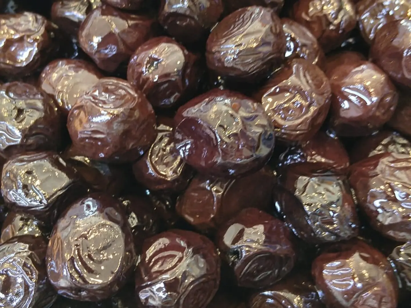 زيتون عطون اسود تركي 500 جرام