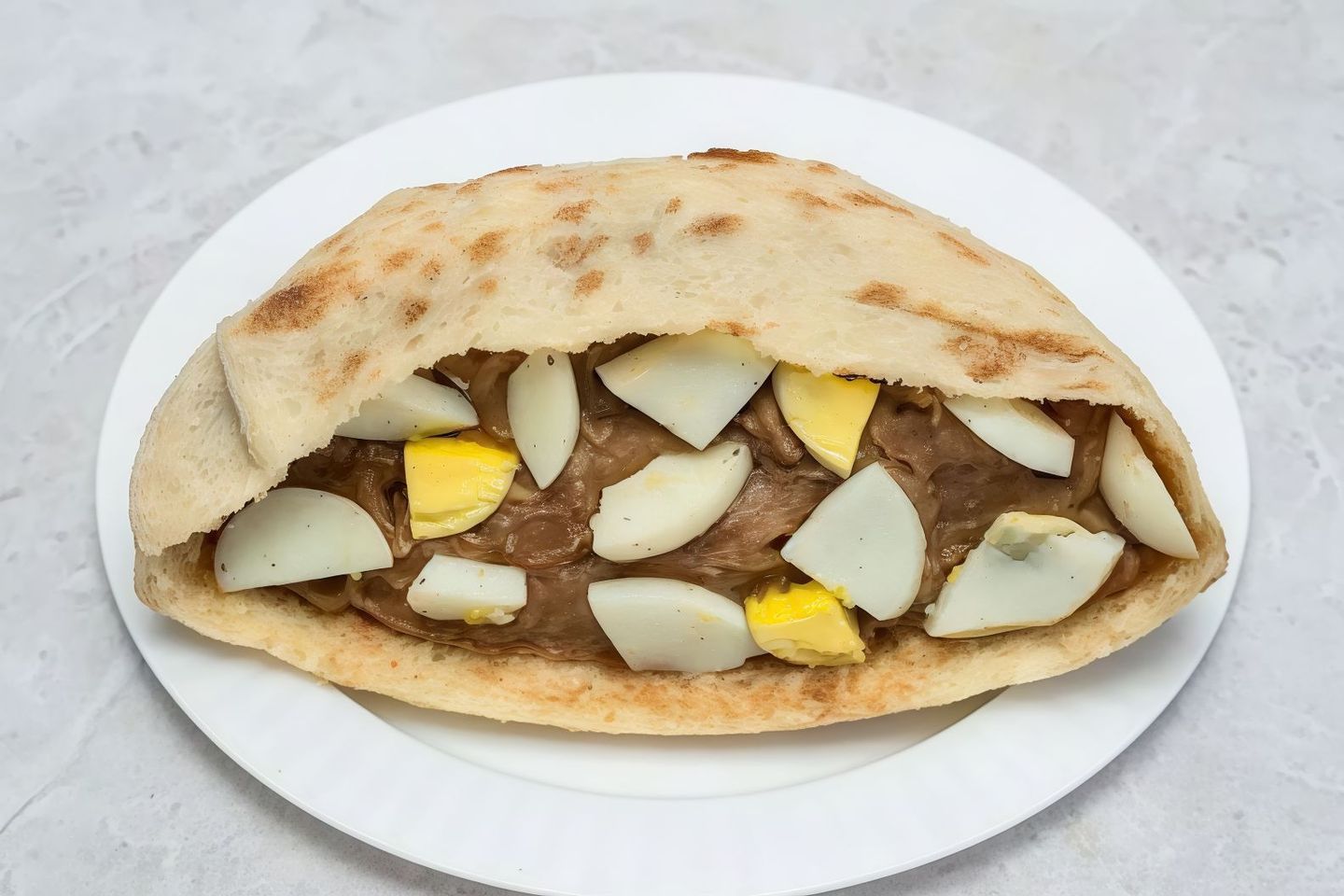 Foul With Eggs Sandwich