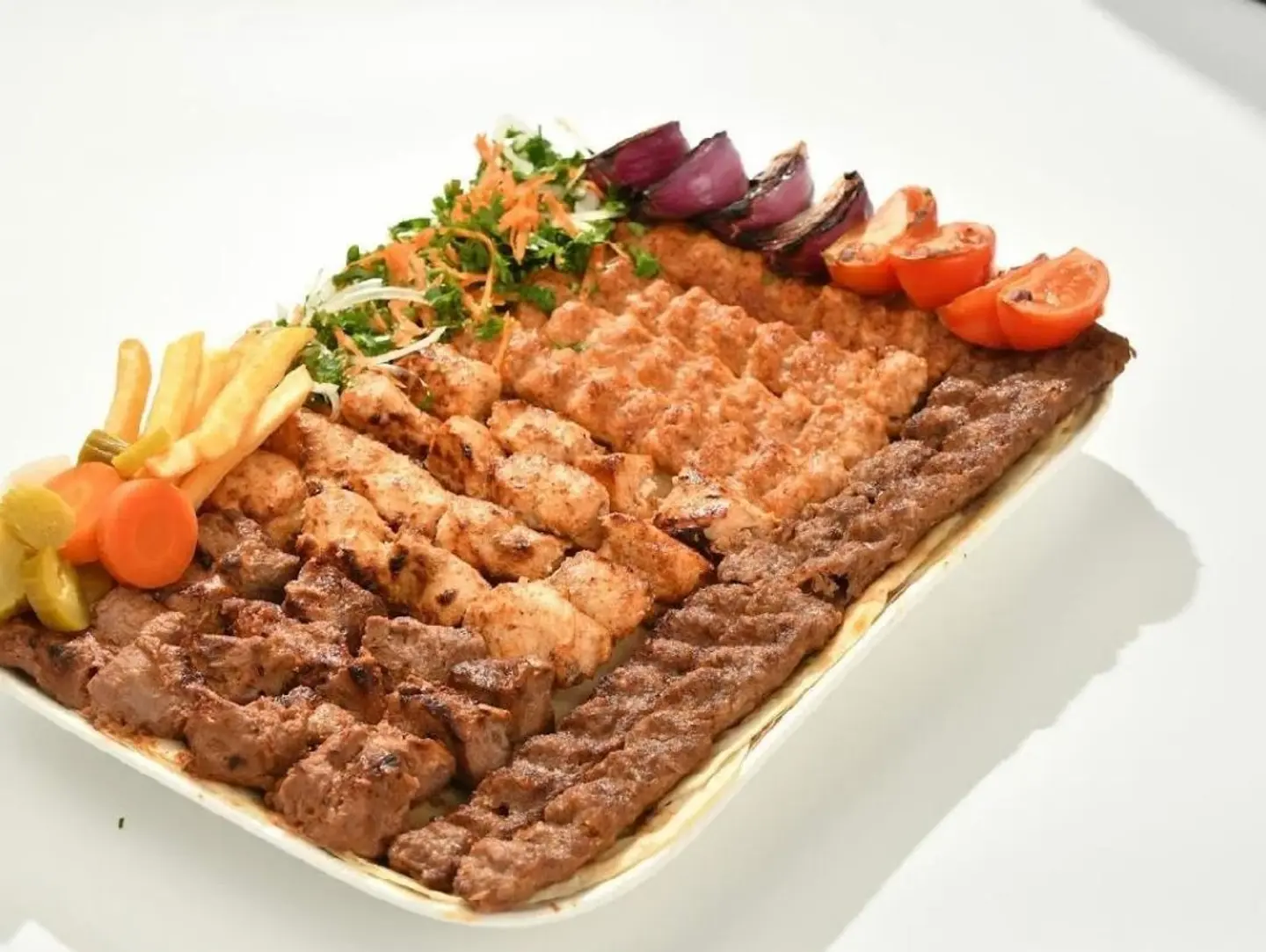 صحن مشكل مشوي كبير