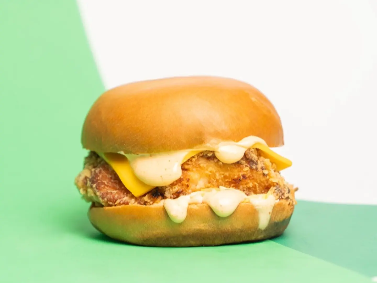 برجر كرسبي هولا