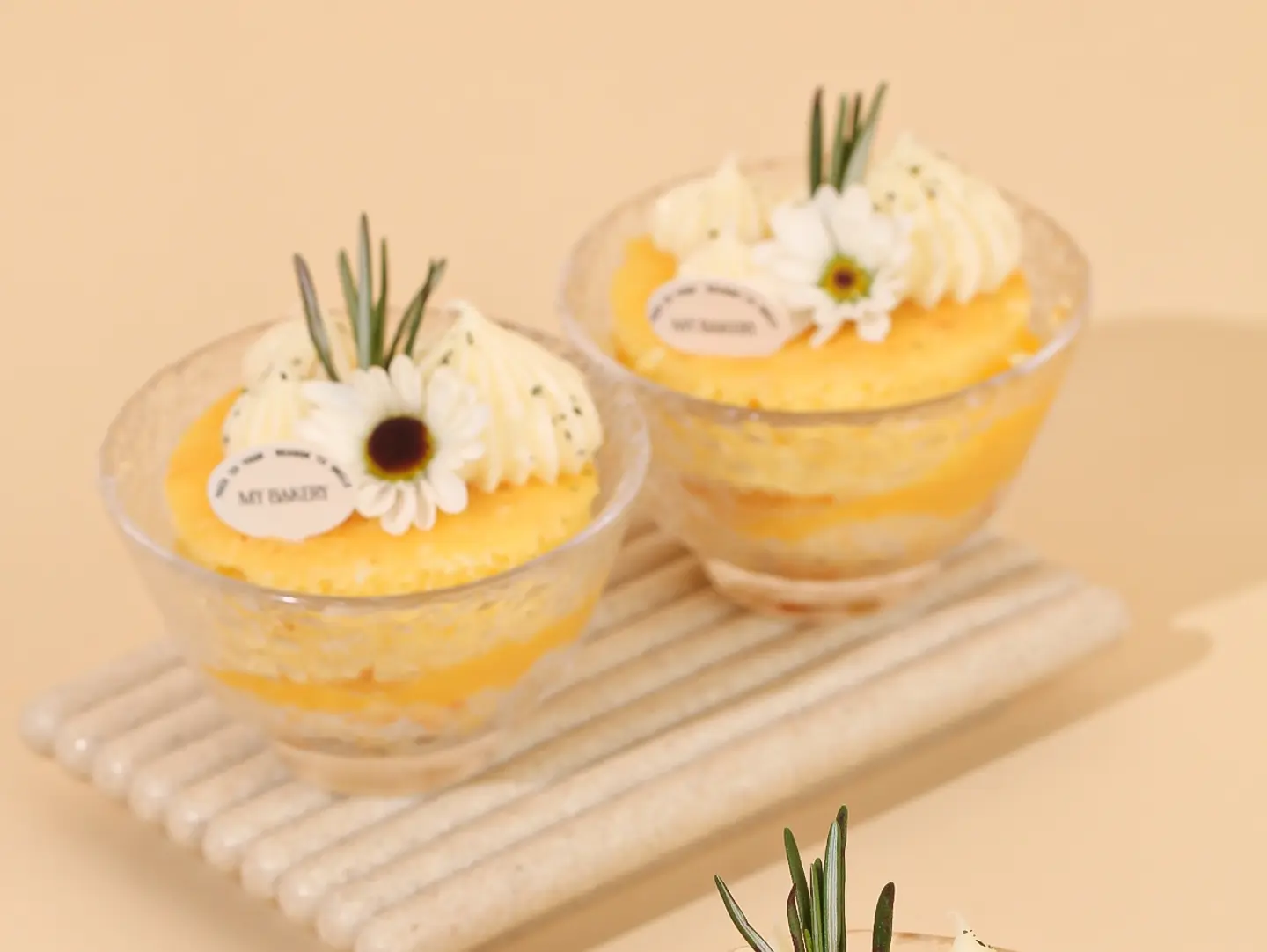 Passion Fruit Cake - 6 Cups