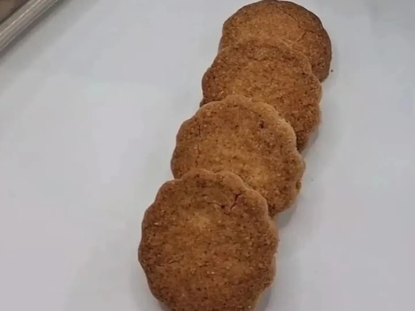 معمول جوز كيتو ٤قطع