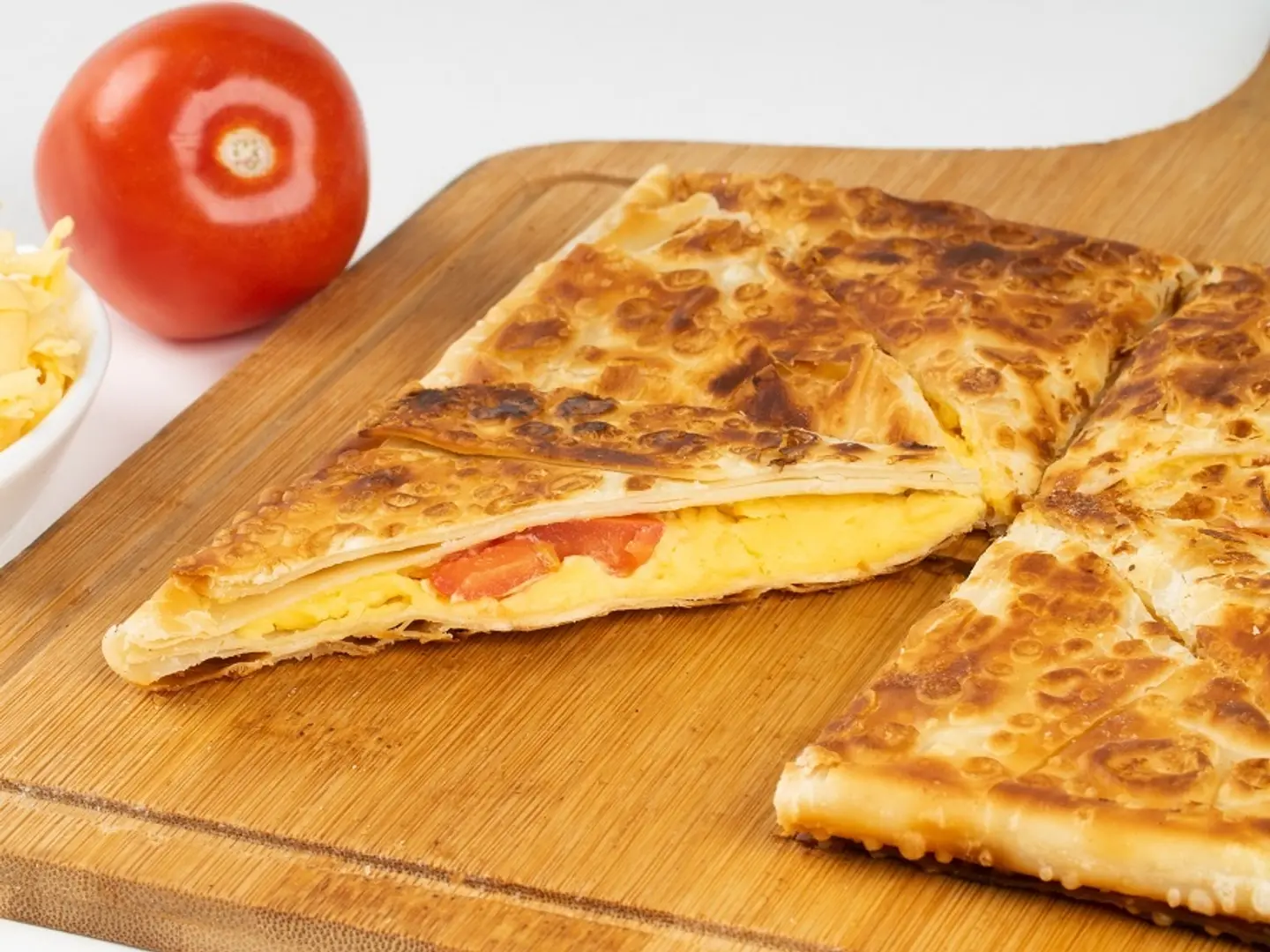 Cheddar Cheese Pie With Tomatoes