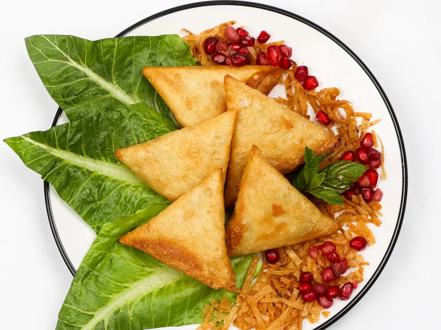 سمبوسة مكس (لحم , جبنة )