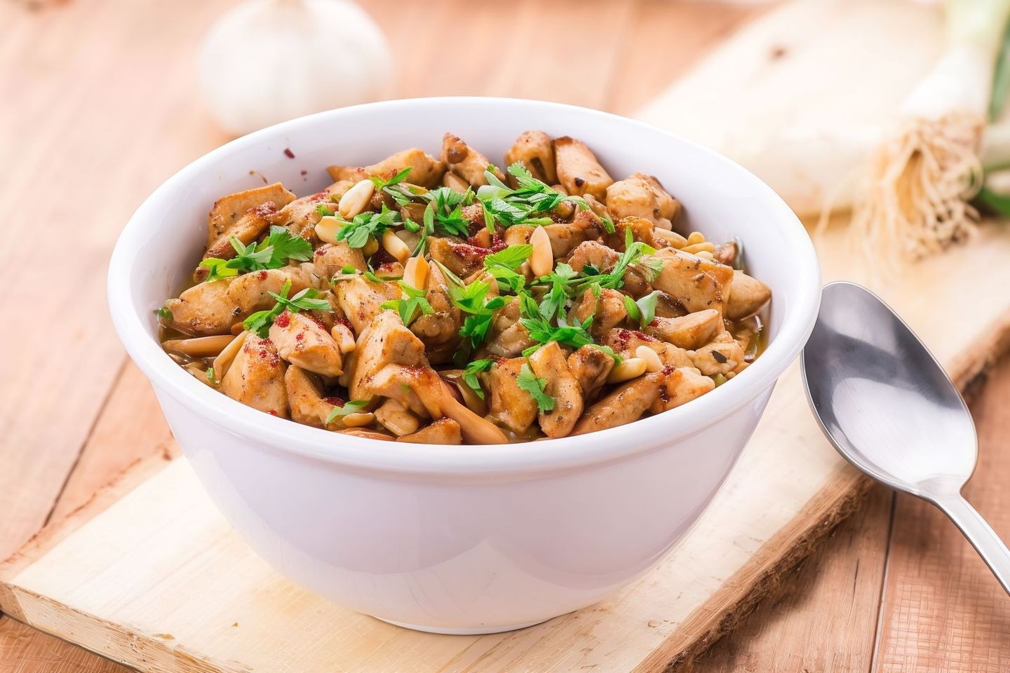 Fatteh With Chicken And Nuts With Ghee - With Ghee