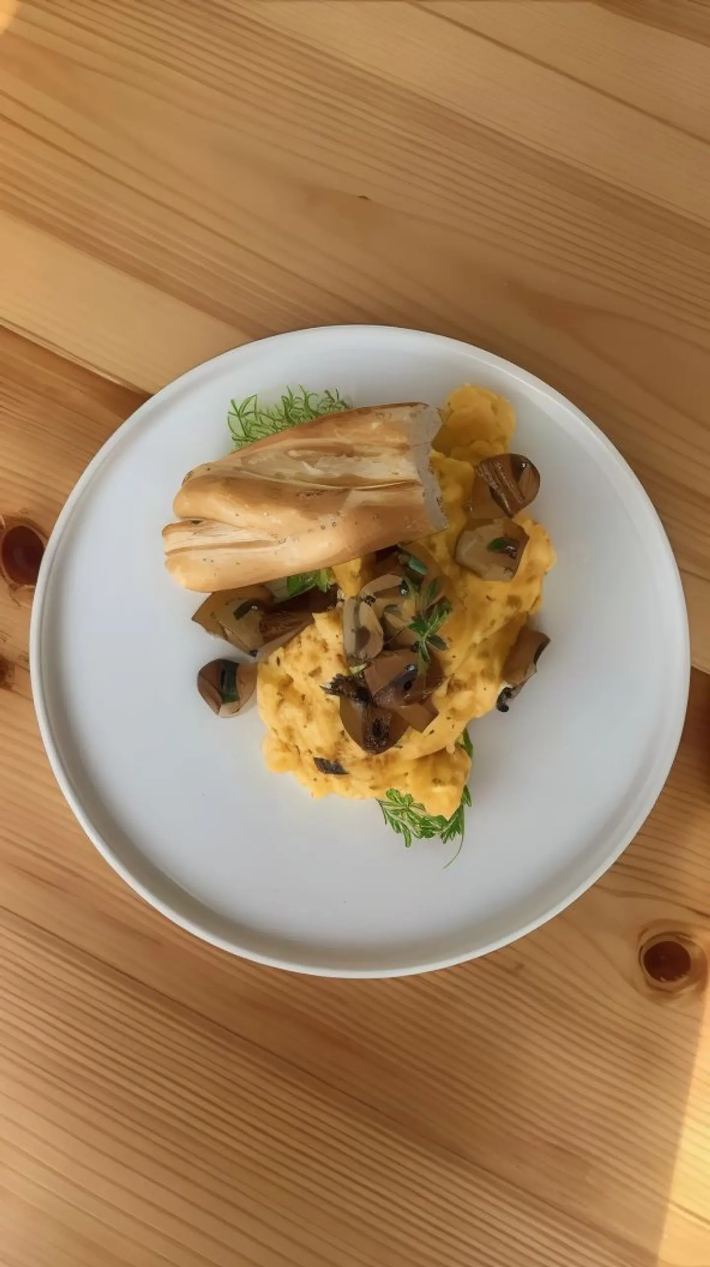 Truffle Scrambled Eggs